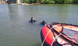 Dive Training resized.jpg